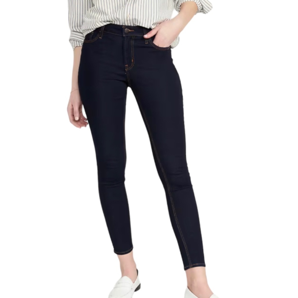 NWOT Old Navy Mid-Rise Rockstar Super-Skinny Jeans for Women